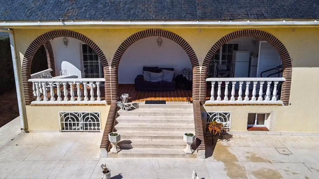 Villa Quiroga Villaviciosa de Odon Bagian luar foto